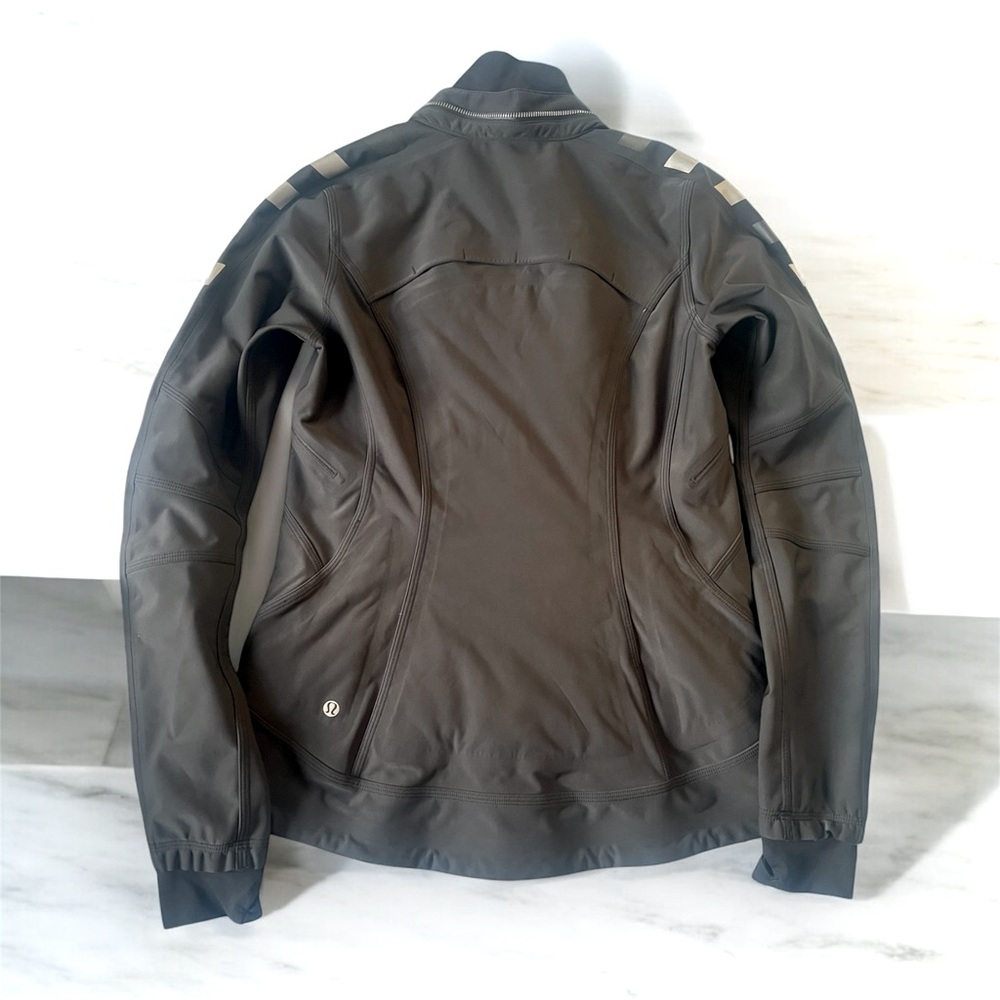 Lululemon Feelin' Frosty Softshell *Insulated    Black Size 4 - Picture 6 of 13
